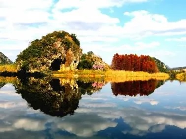天鹅湖