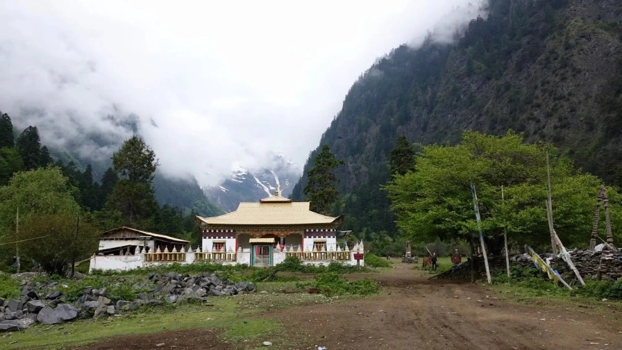 雨崩村