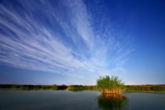 镜湖